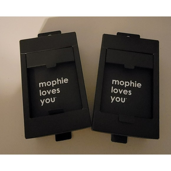 Set of 2 Mophie 15W Wireless Charging Pads Pre-Owned - Picture 4 of 12